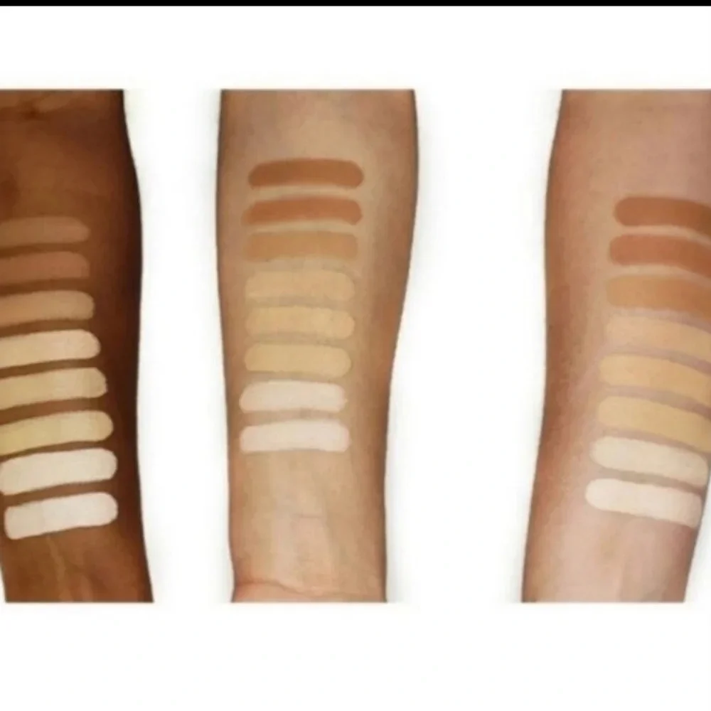 Makeover Essentials B Me Conceal Me Concealer Set 8 Colors Foundation Contour